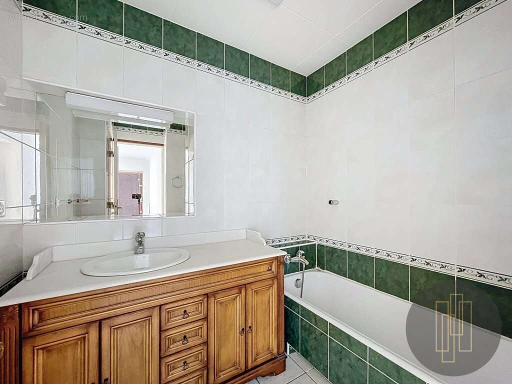 Appartement à LYON-6E