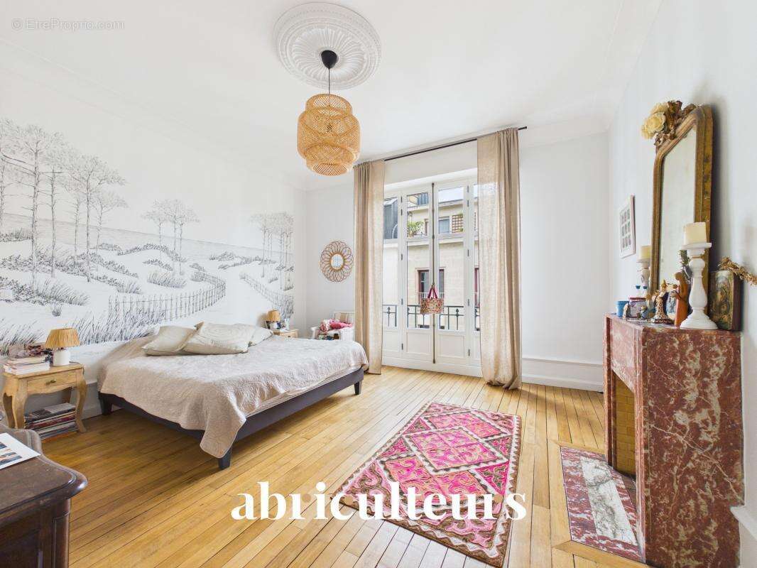 Splendide appartement familial d'environ 200m² dans un immeuble ancien en vente à Nantes (44000) - photo 5