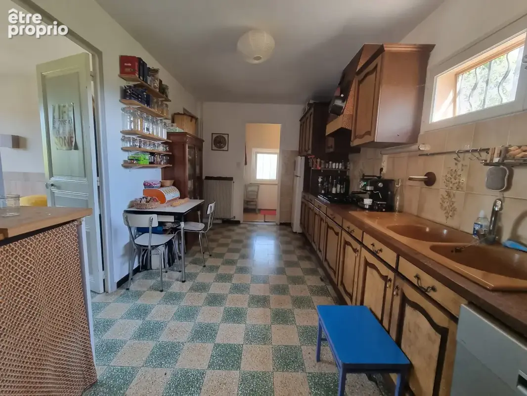 EXCLUSIVITE A MONTMEYAN !! Villa indépendante de 70m2 sur une parcelle de 1700m2 environ avec garage et vue - photo 10