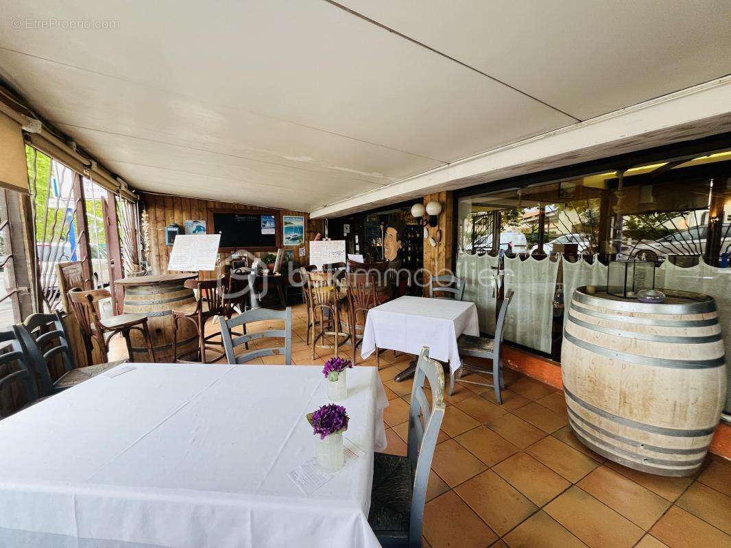 Dpt var (83) - a 2mn de la mer - endroit prisé et renommé - restaurant atypique - photo 2