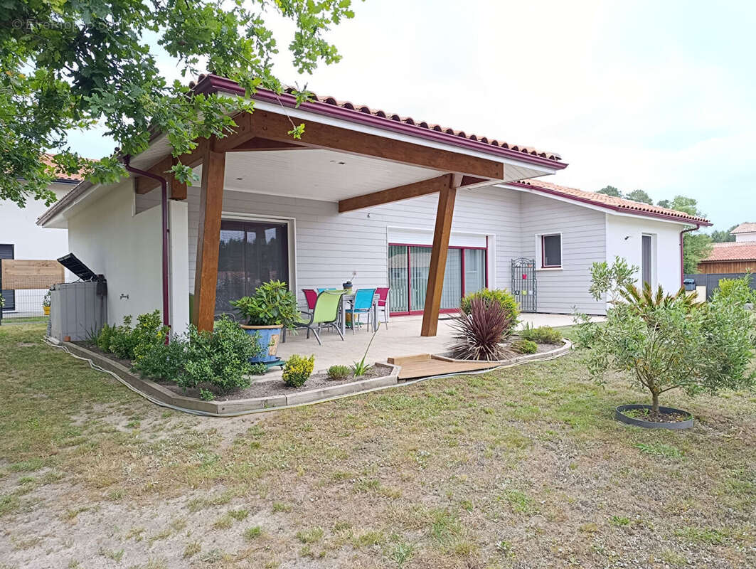Maison à VIELLE-SAINT-GIRONS