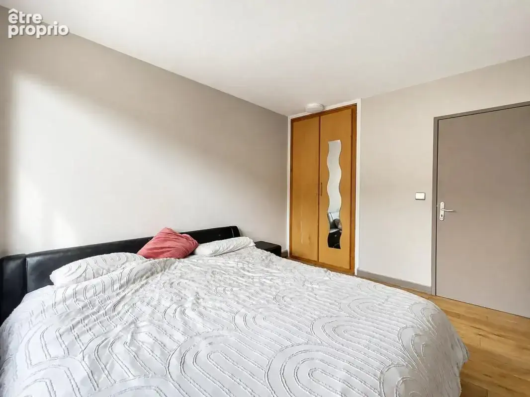 Appartement de 3 pièces de 68 m² à Villeneuve-Saint-Georges - photo 5