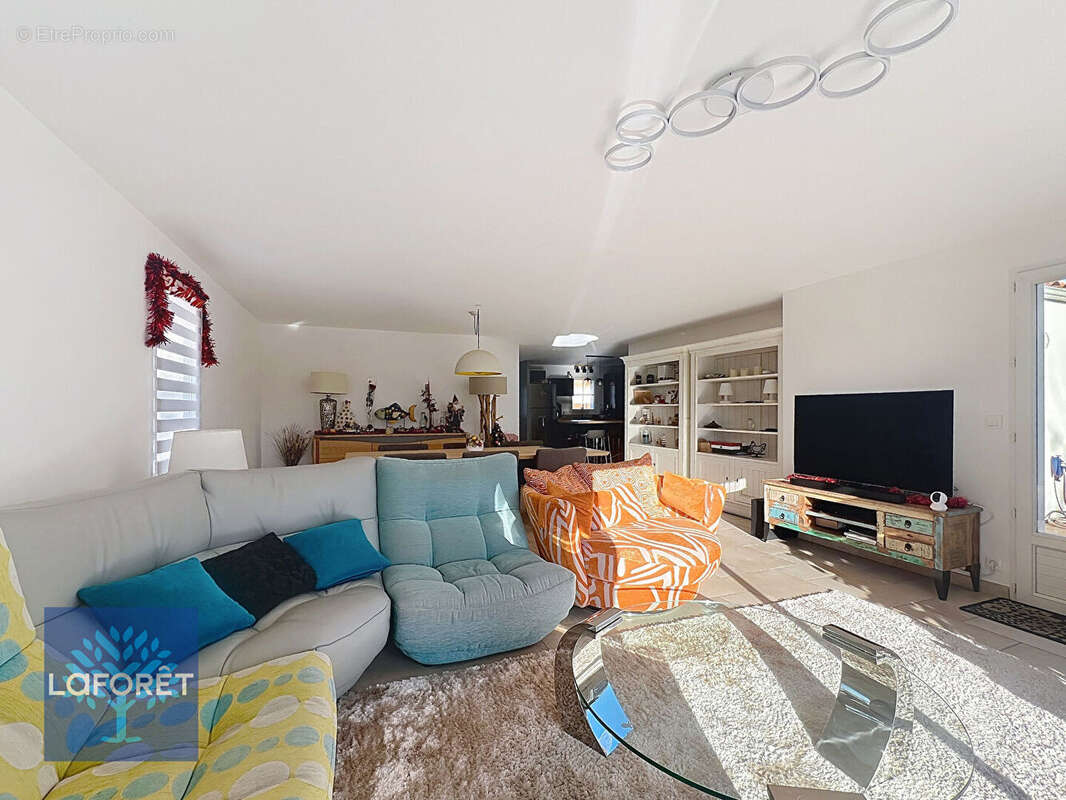 Maison à SAINT-HILAIRE-DE-RIEZ