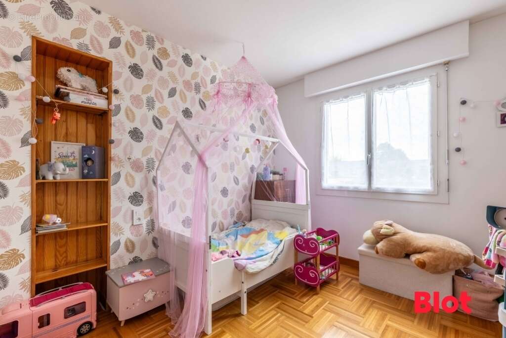 Maison à THORIGNE-FOUILLARD