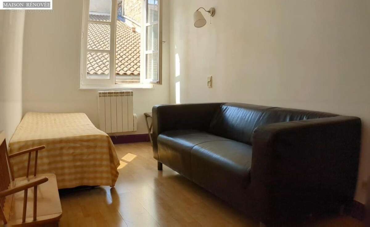Ensemble immobilier/ 2 maisons,1 appartement en ville - photo 10