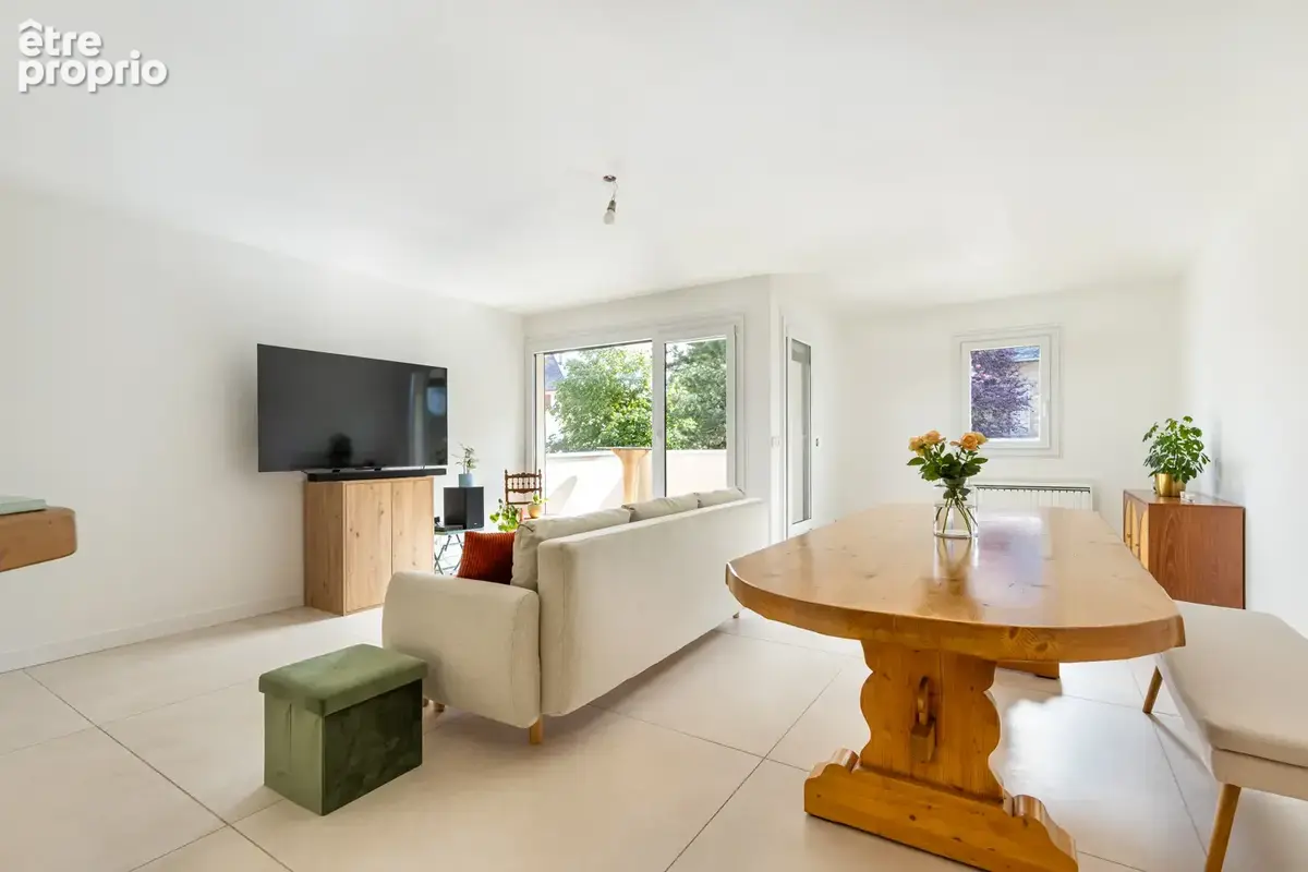 Photo Appartement à Poisy au prix de 379 000€