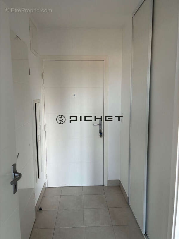 Appartement à LUCE