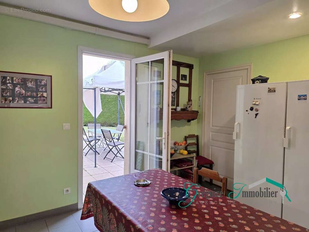 Maison à LA GENEVRAYE