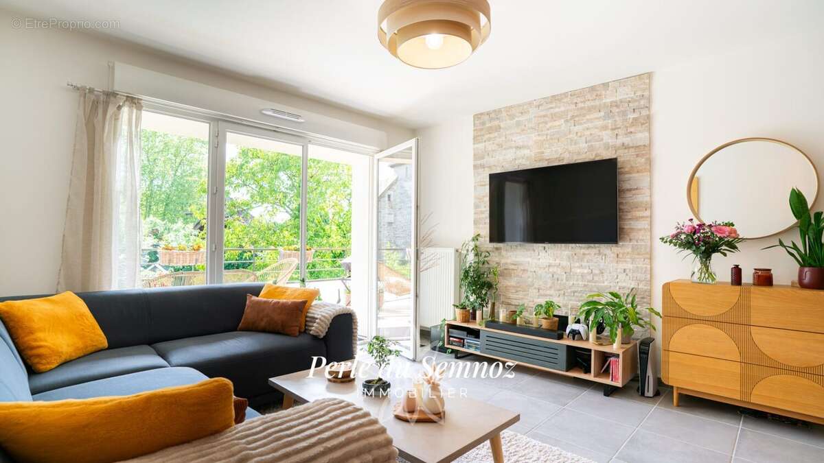 Appartement à SEYNOD