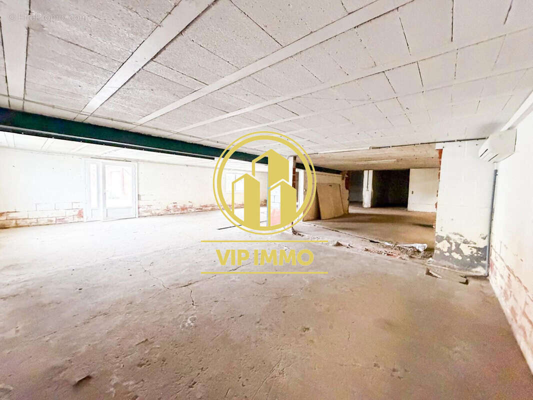 Commerce 240 m² à Marcq-En-Baroeul  - photo 2