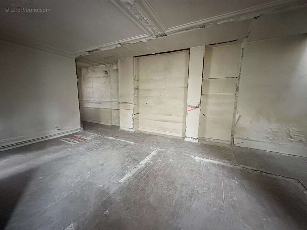 Appartement à PARIS-19E