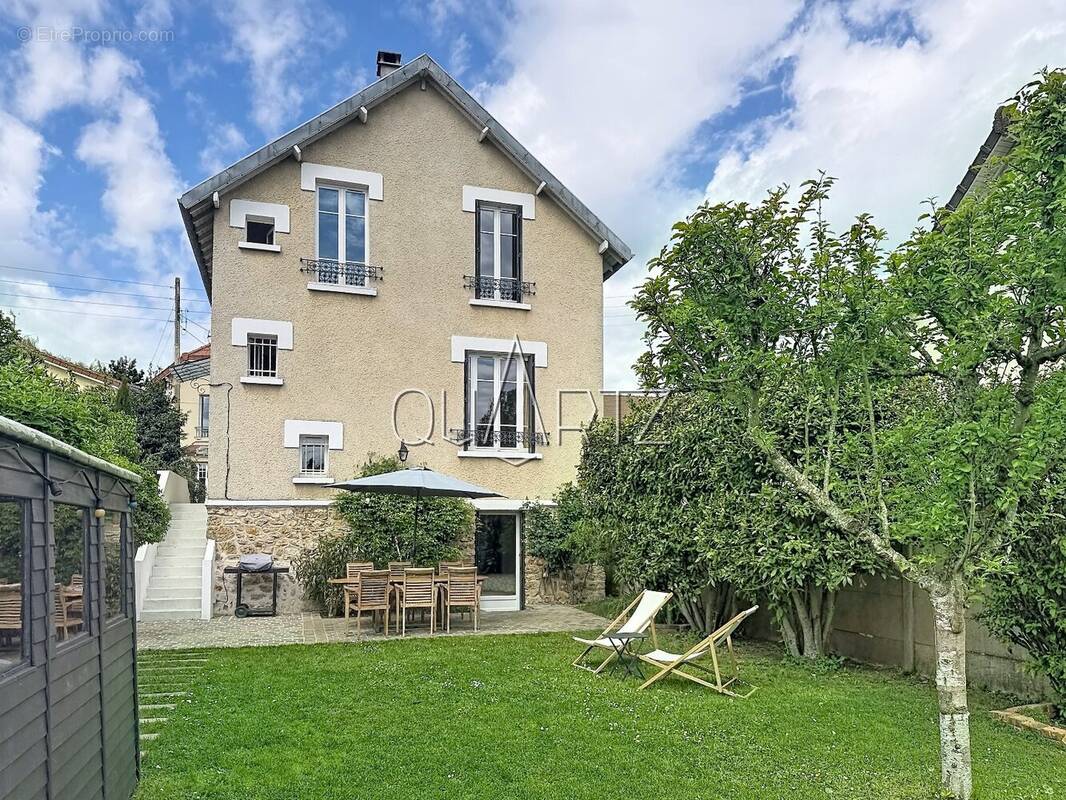 Maison à LE CHESNAY