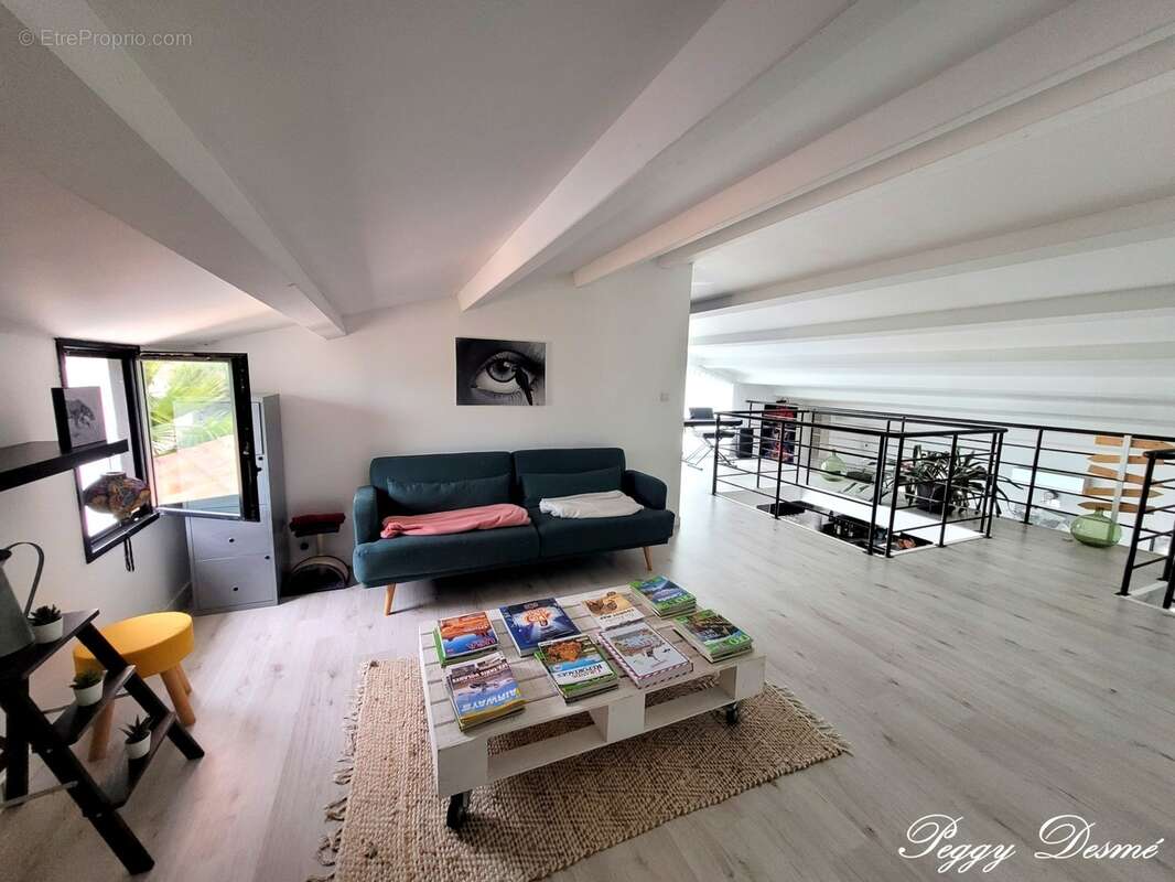 Maison à vendre 6 pièces VILLEDOUX (17) - Elégance et Confort aux portes de La Rochelle - 6 pièces - Piscine - photo 19