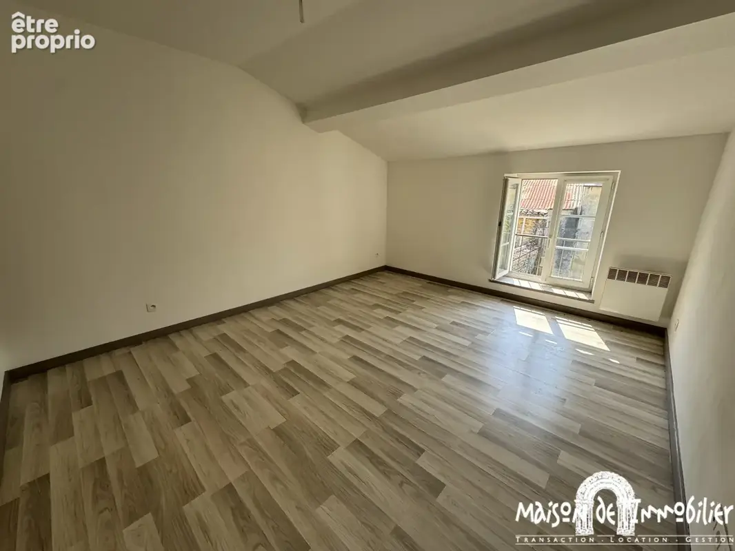A vendre à VAL-DE-COGNAC - Ensemble immobilier de deux logements - photo 7