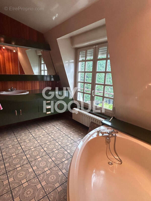 Maison à LES PAVILLONS-SOUS-BOIS