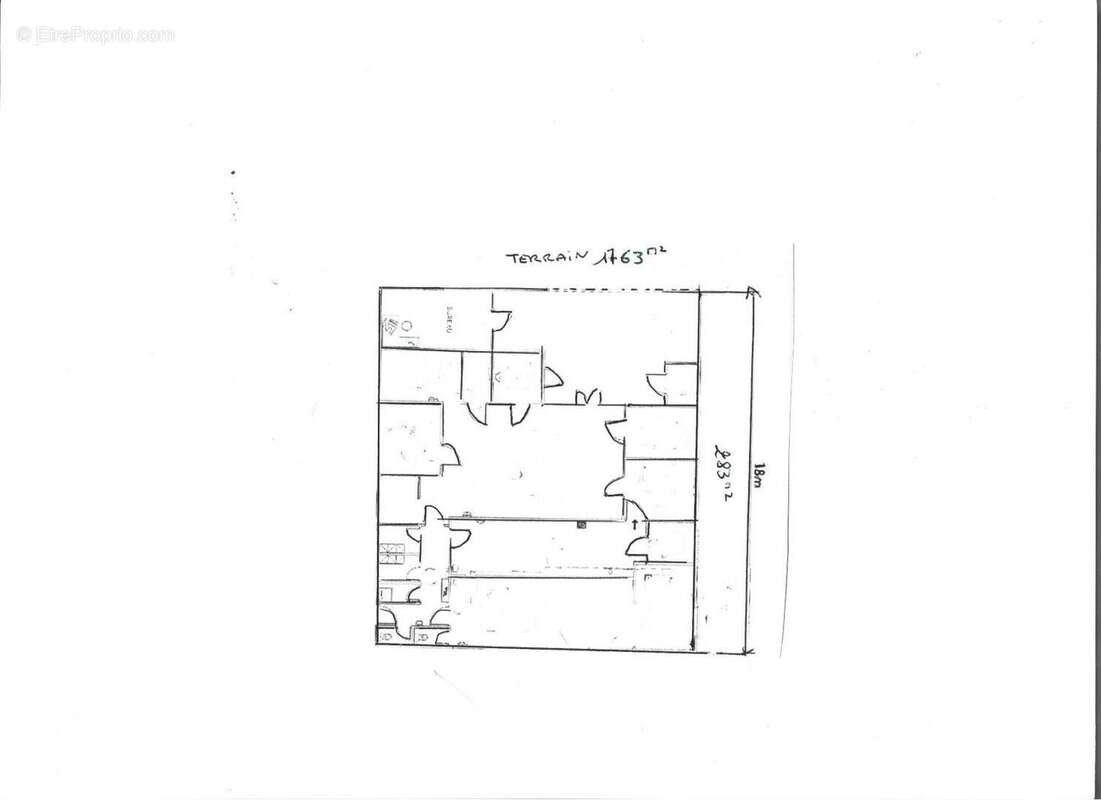 Photo 4 - Commerce à PRUNAY-LE-GILLON