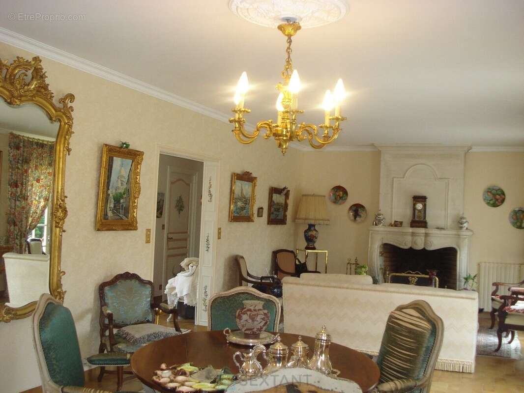 Maison de charme sur terrain de 14000 m2 - photo 11