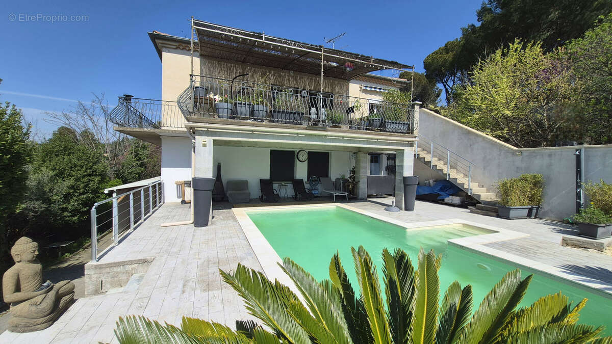 Maison à LES ANGLES