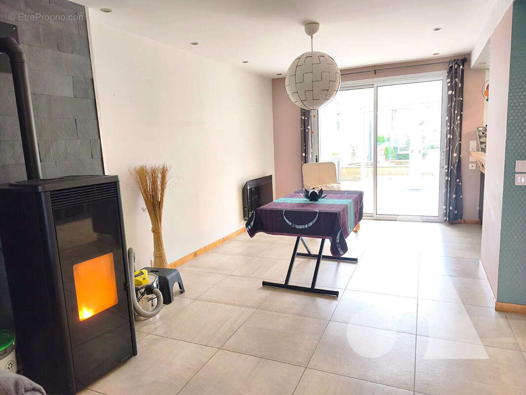 Maison à CREPY-EN-VALOIS