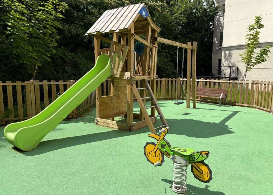 Appartement à BUSSY-SAINT-GEORGES