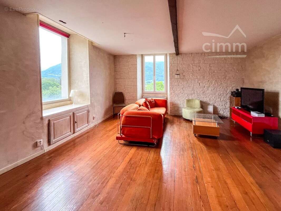 Appartement à LE TOUVET