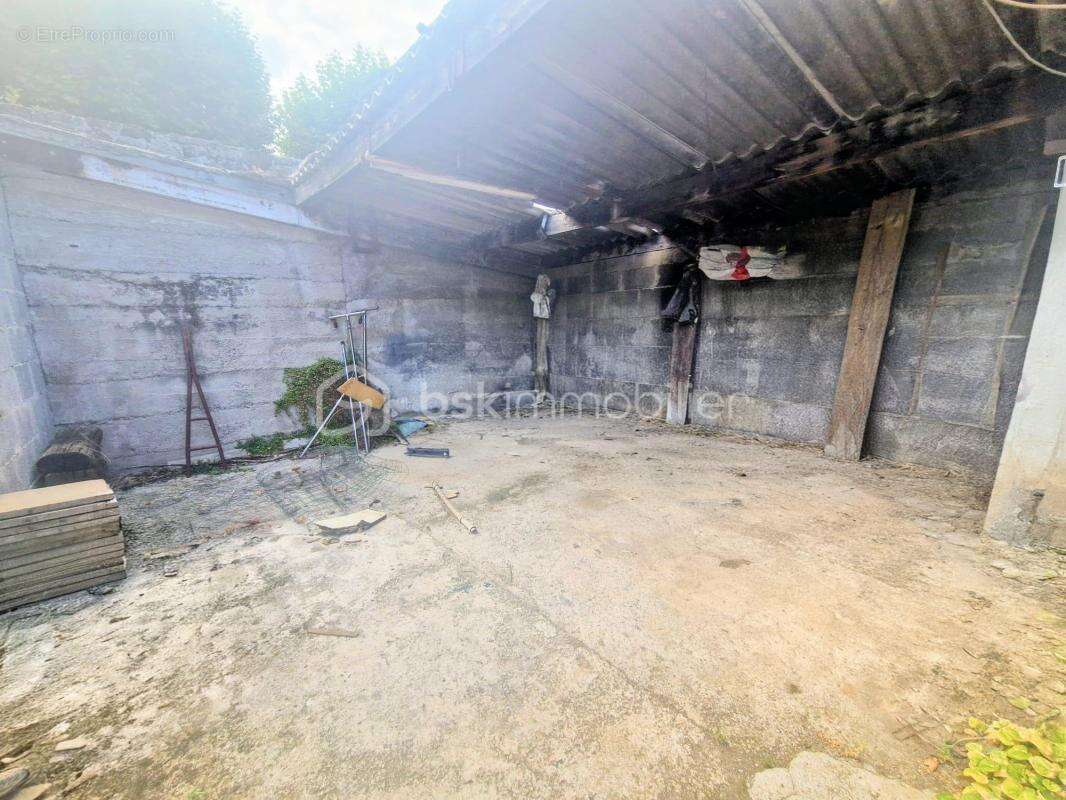 Maison à QUINTENAS