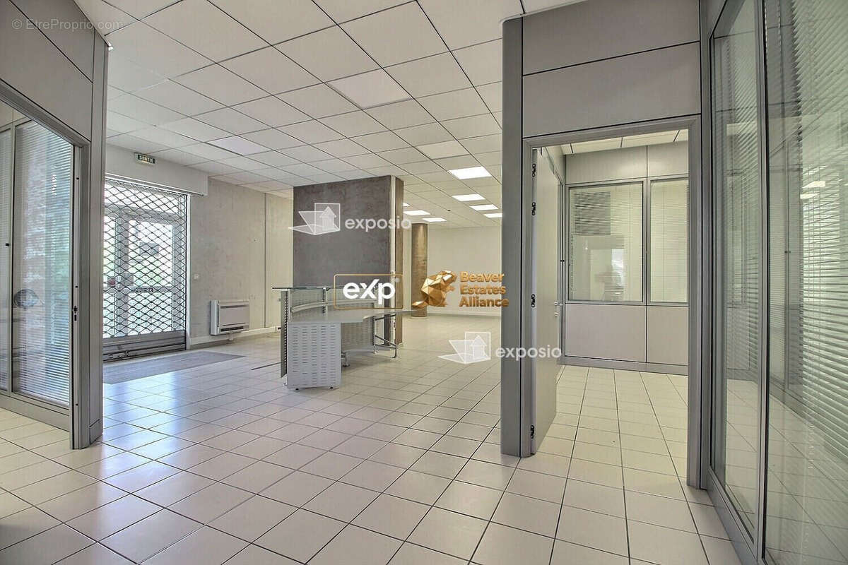 Commerce 250 m² à Chateaurenard  - photo 6