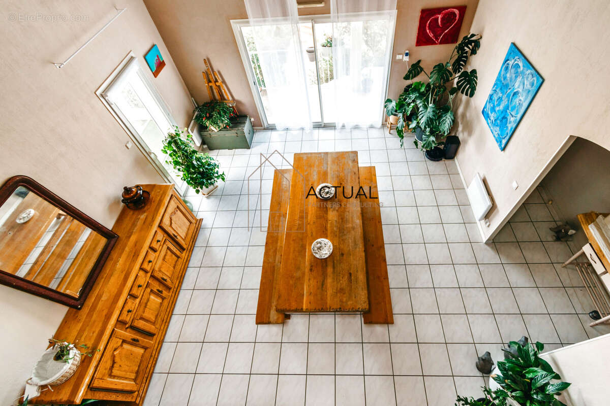 Maison à VILLELONGUE-DELS-MONTS