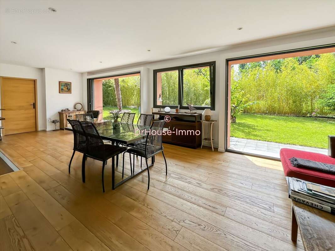Maison 177 m² à Lagny-Sur-Marne  - photo 7