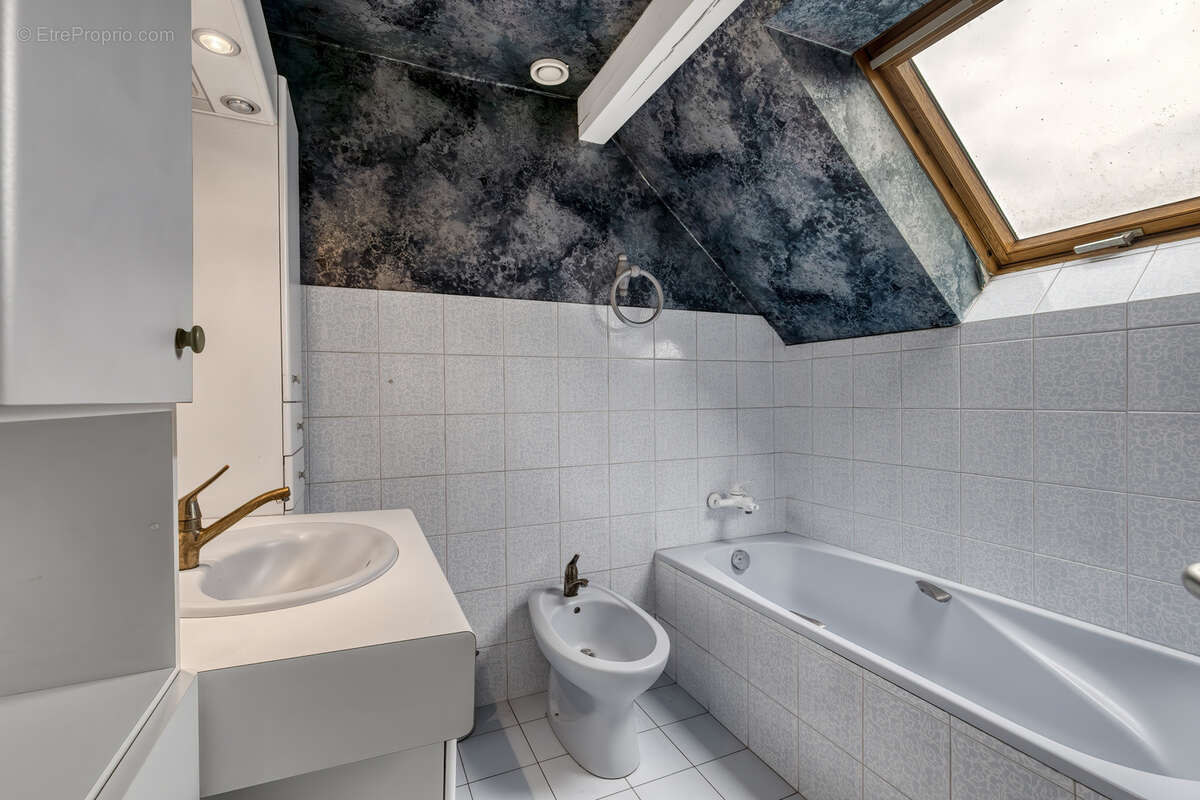 Maison à LA RAVOIRE