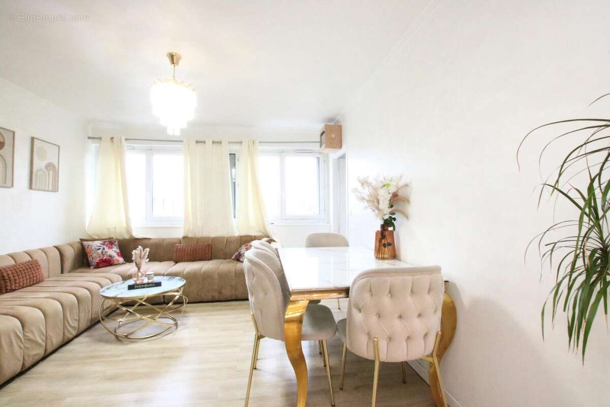 Photo 2 - Appartement à MASSY