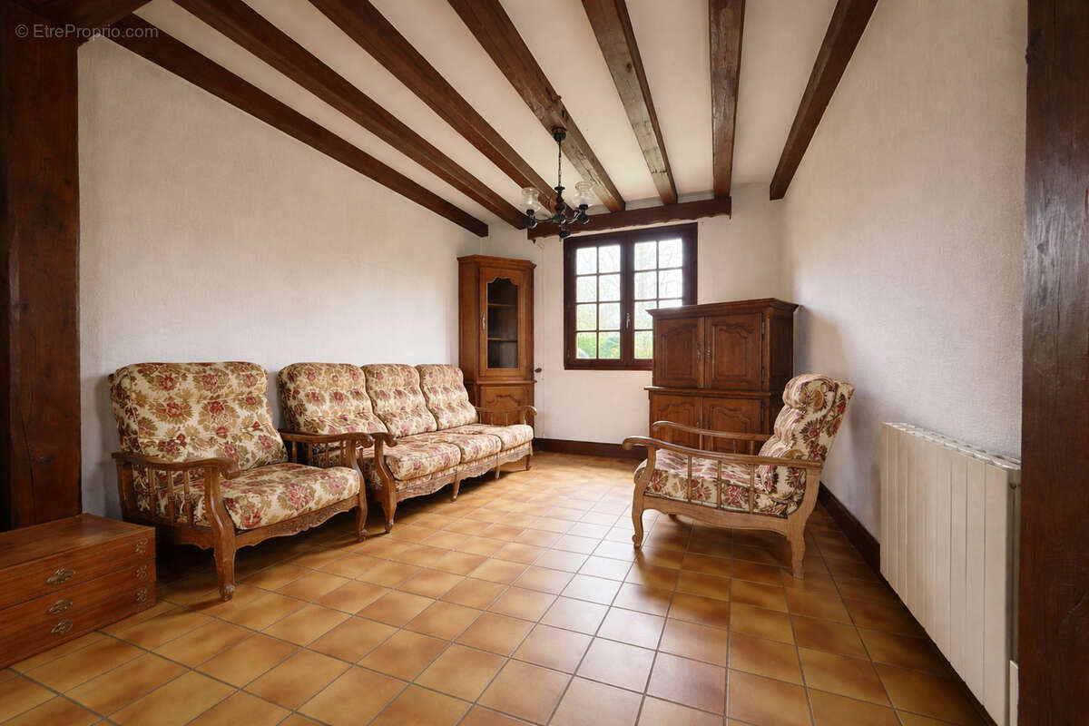 Maison à DAMVILLE