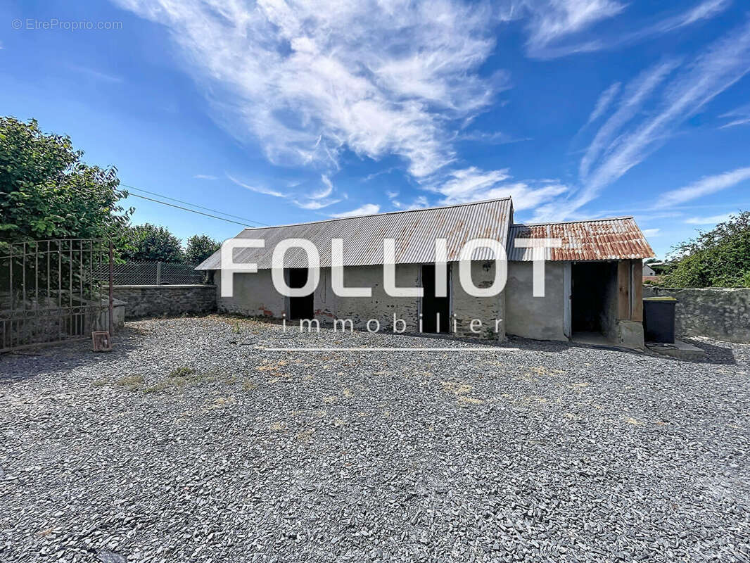 A VENDRE - Maison à Saint André de l'Épine - photo 11