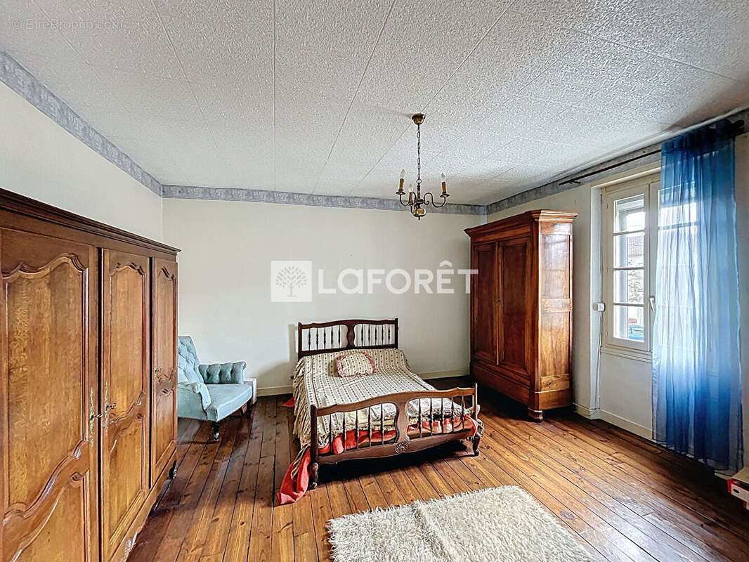 Maison à CASTELSARRASIN