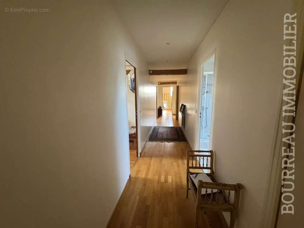 Maison à ARCES-DILO