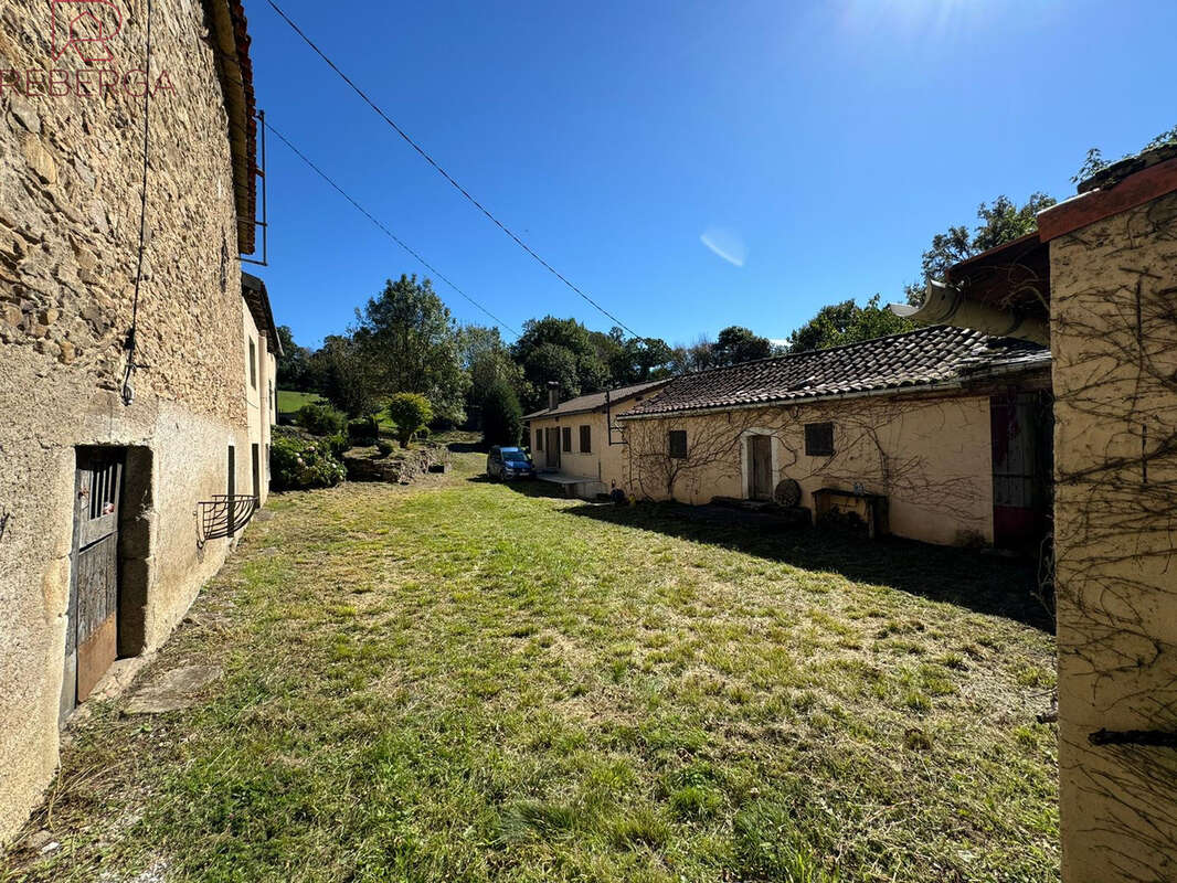 Maison à SAINT-AMANS-VALTORET