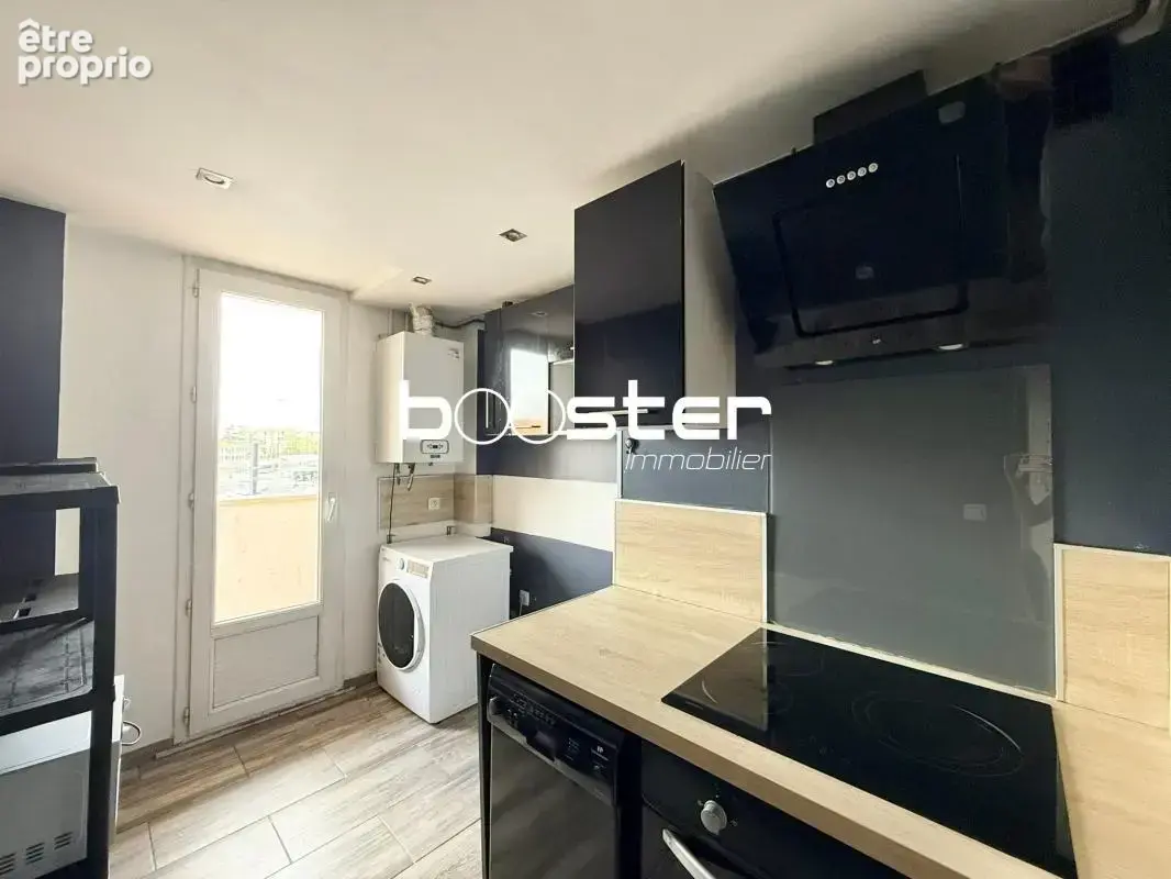 Arènes - Appartement 5 Pièces au pied du Métro - Investissement clé en main - photo 2
