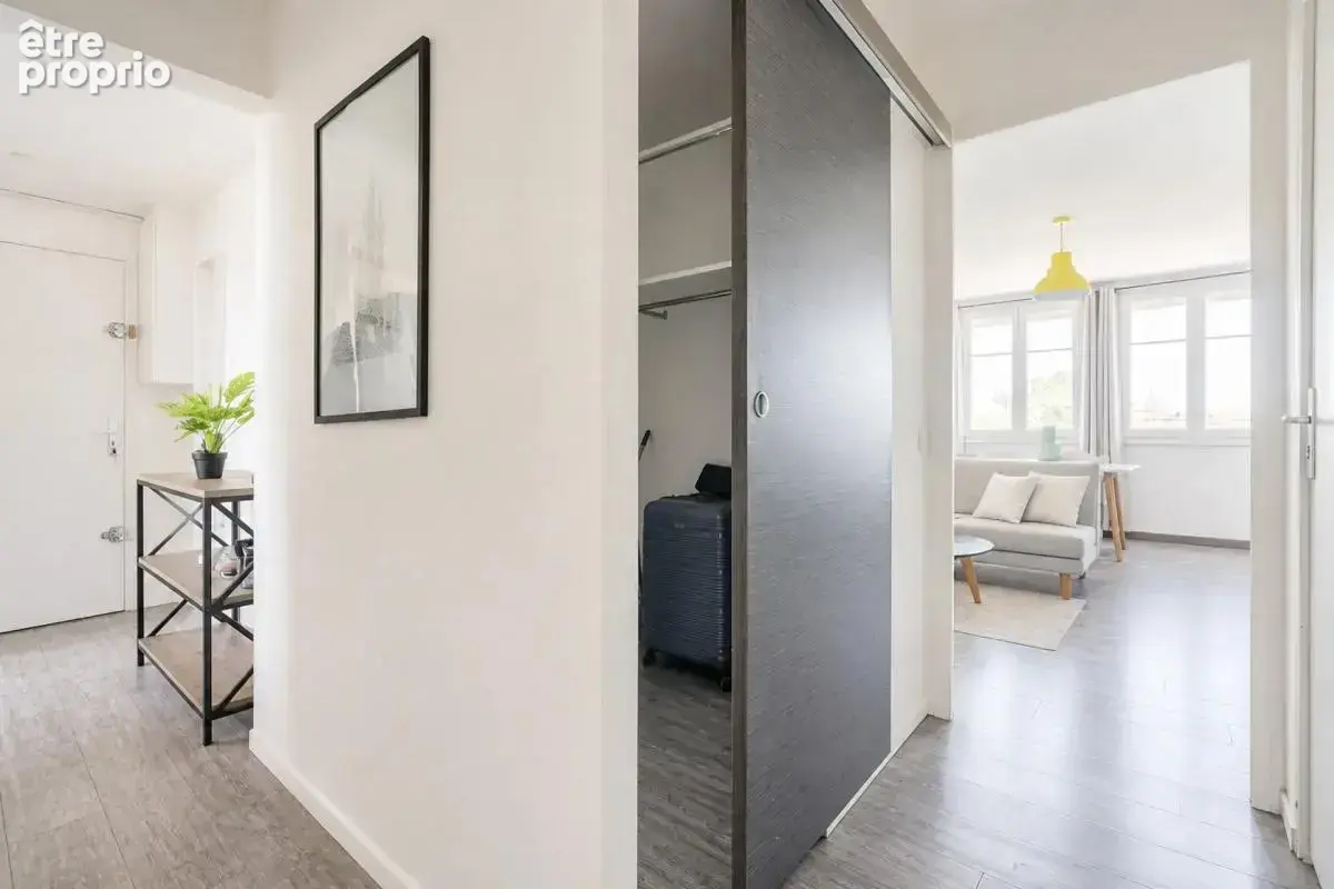 TROYES – Appartement T5 de 83,41 m² – 4 chambres – Ascenseur - photo 8