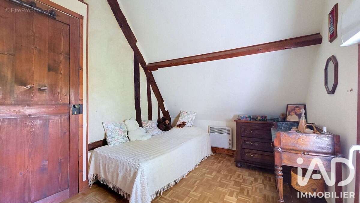 Maison 140 m² à Castillon-En-Auge  - photo 7