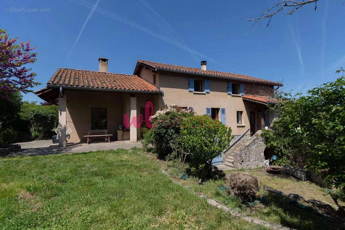 Maison à THURINS
