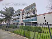 Appartement à VAUJOURS