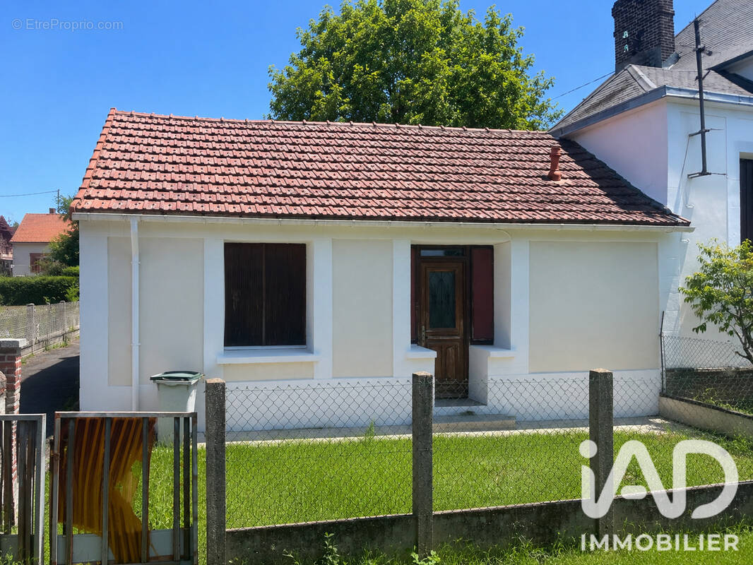 Photo 1 - Maison à PETIT-COURONNE
