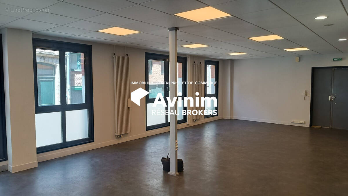 Commerce 238 m² à Lille  - photo 1