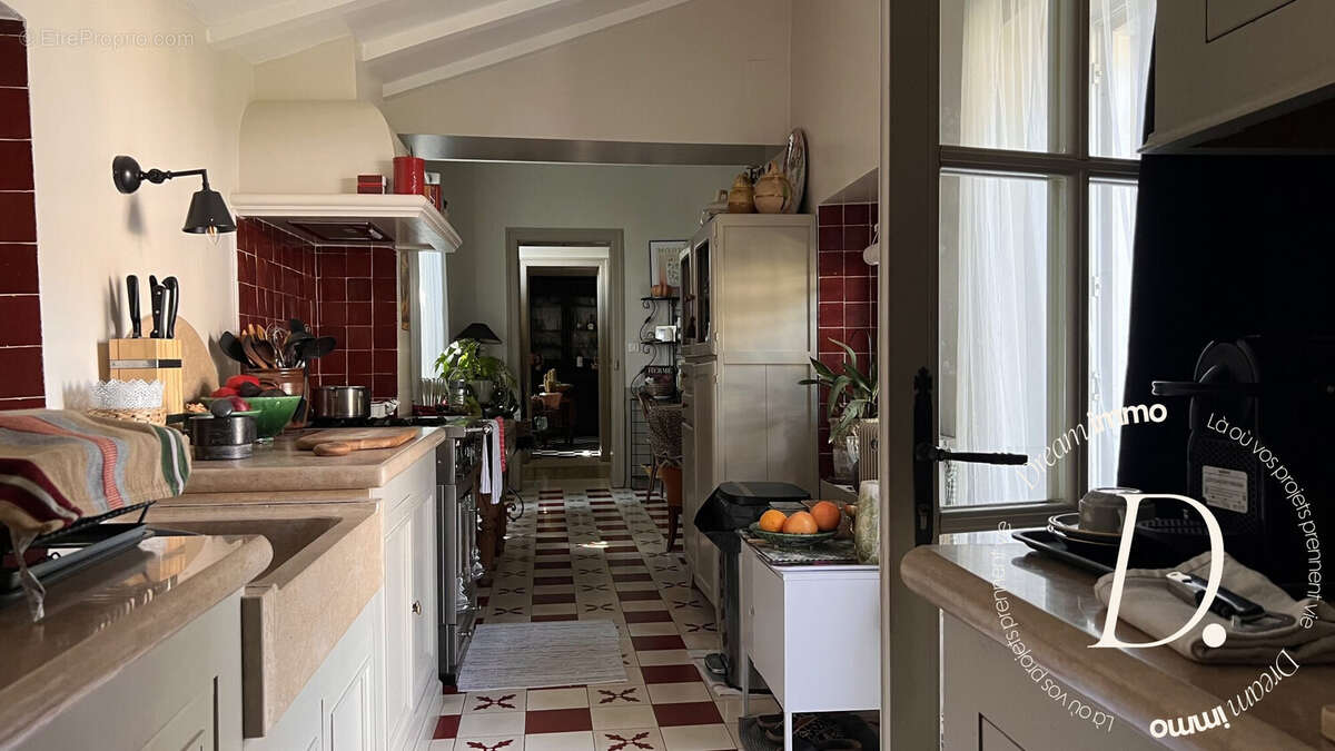 Maison 374 m² à Saint-Cricq-Du-Gave  - photo 2