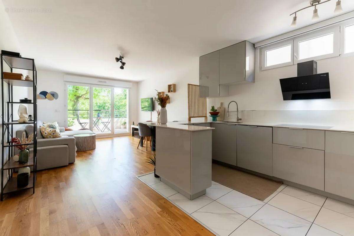 Appartement à BRY-SUR-MARNE
