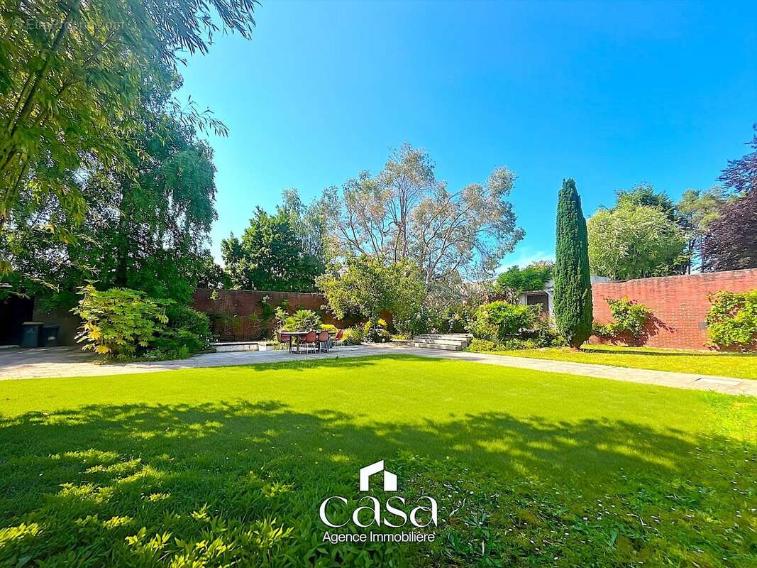 Maison à BENOUVILLE