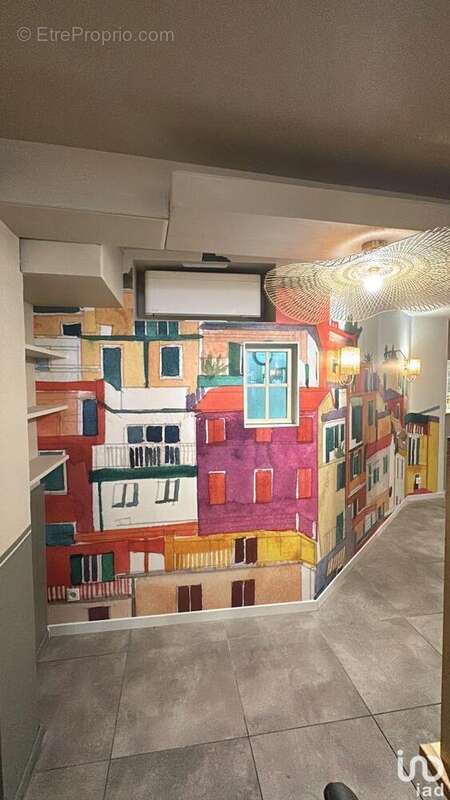 Photo 3 - Commerce à SENS