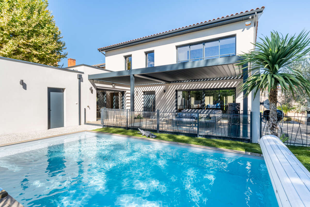 Maison à VILLEFRANCHE-SUR-SAONE