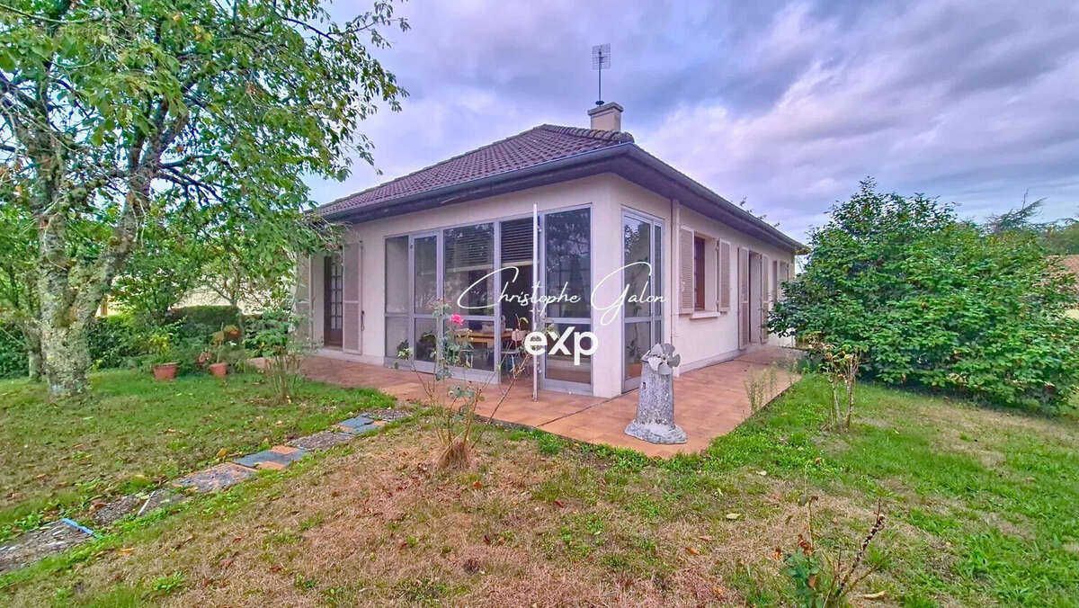 Maison 110 m² à Bellac  - photo 3