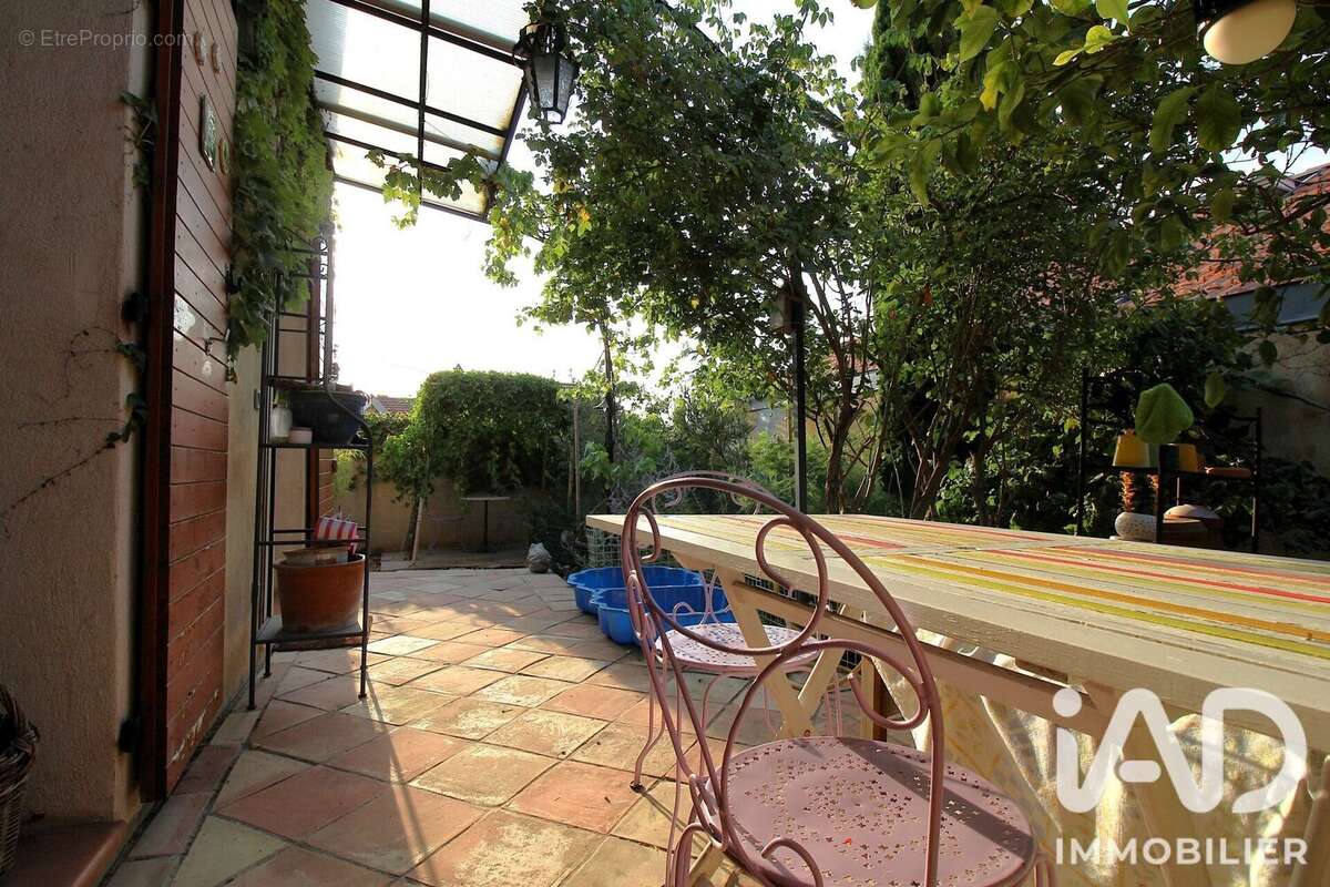 Maison 76 m² à Marseille-16e  - photo 4